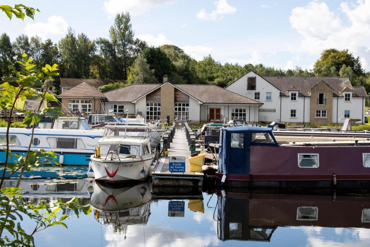 Hôtel The Boat House à Kilsyth Extérieur photo